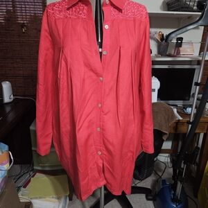 Coral Button-Up Shirt with Embroidered Shoulders LINEN